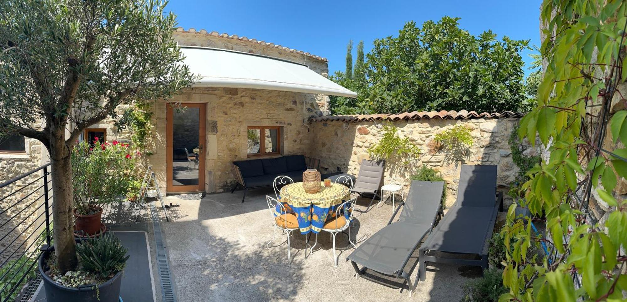 La Sarrasine Villa Егез Екстериор снимка