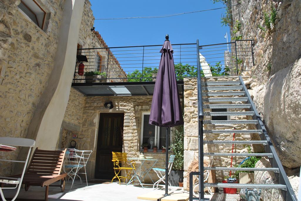 La Sarrasine Villa Егез Екстериор снимка